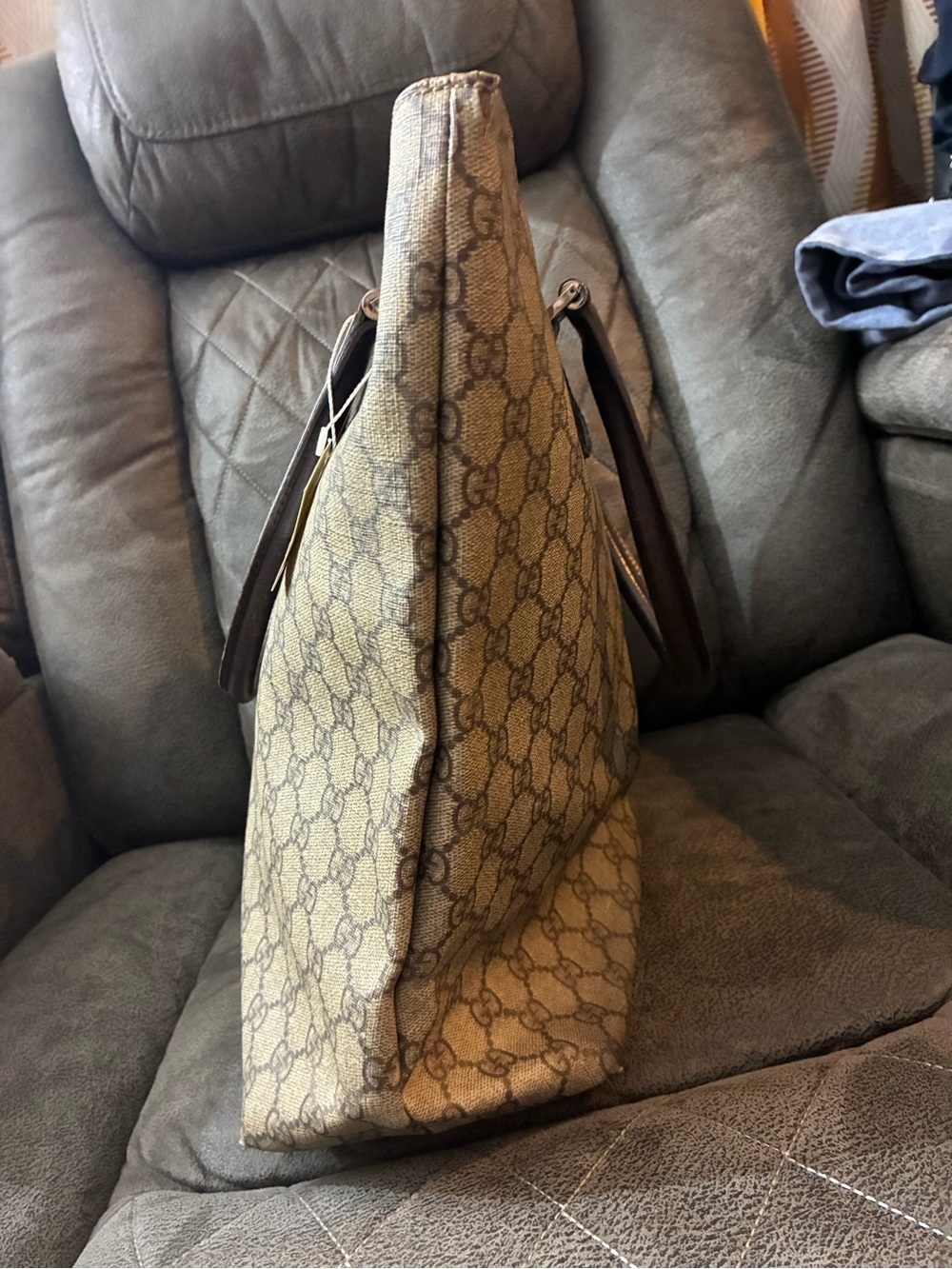 Gucci Monogram Laptop Bag - Picture 4 of 11
